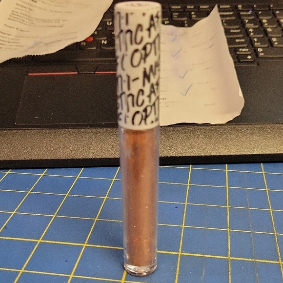 BH Cosmetics Optimistic AF Shimmer Lip Gloss New Sealed - Picture 1 of 3